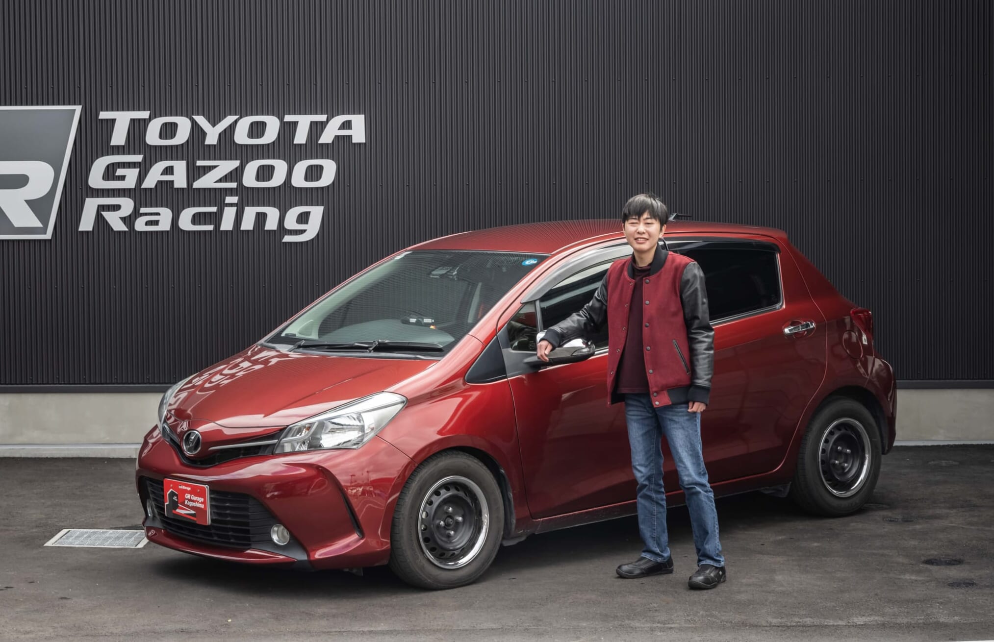 鹿児島を走る人図鑑 #1／トヨタ ヴィッツ ジュエラ